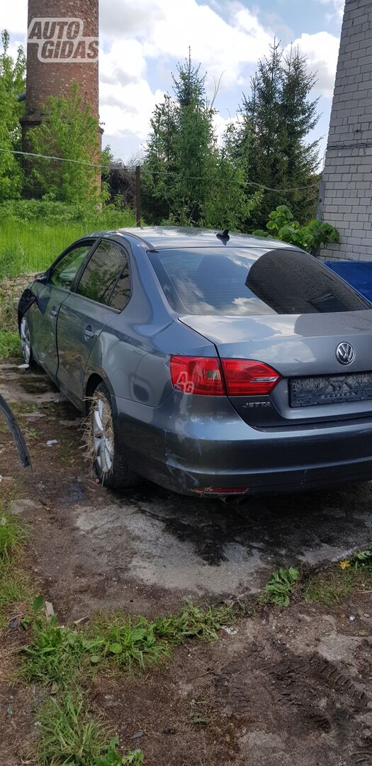 Volkswagen Jetta A6 2012 y parts