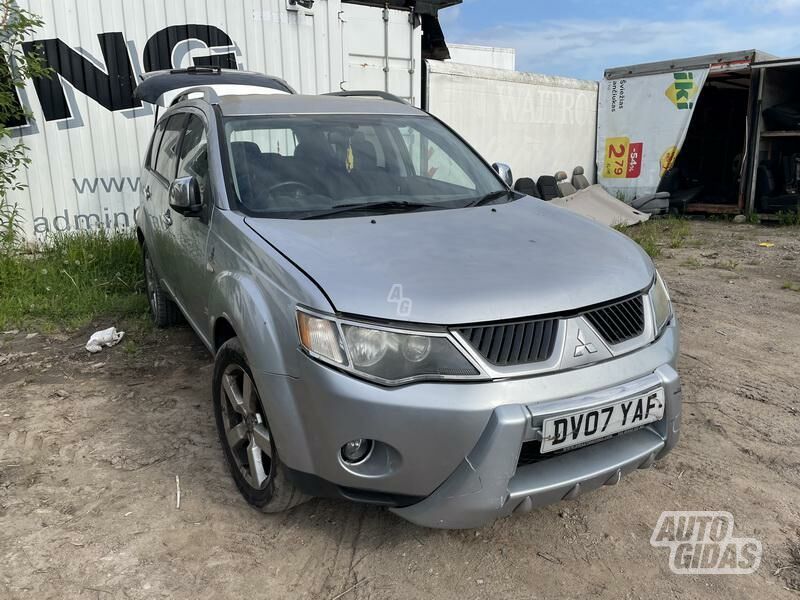 Mitsubishi Outlander 2006 г запчясти