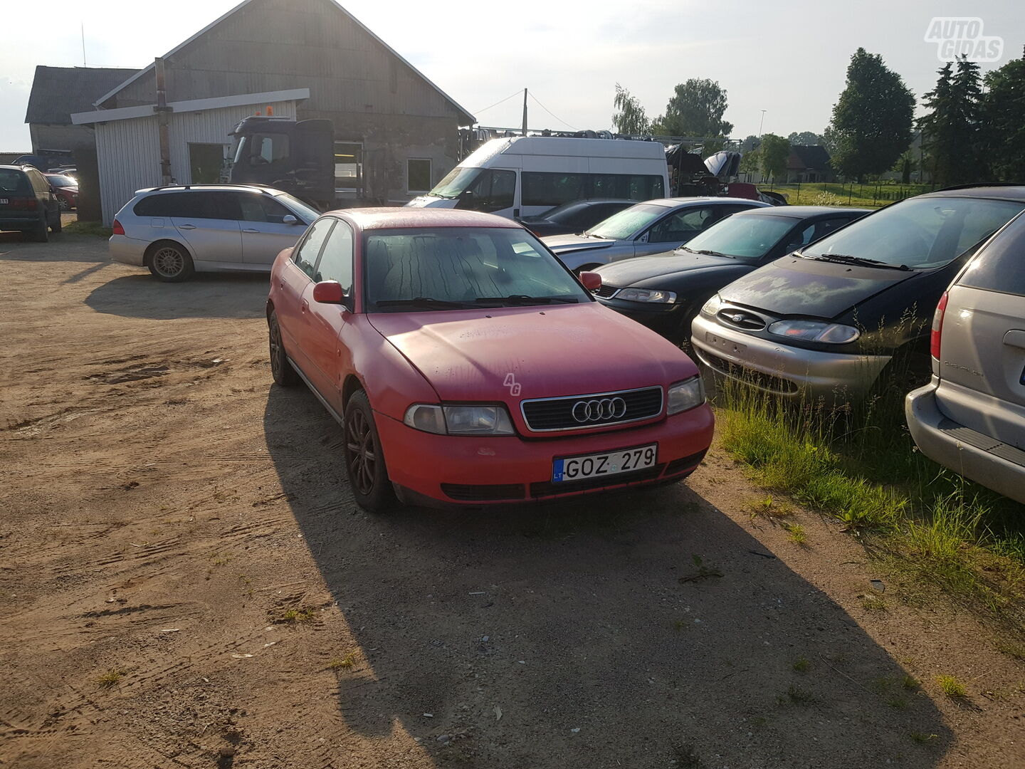 Audi A4 1997 m dalys