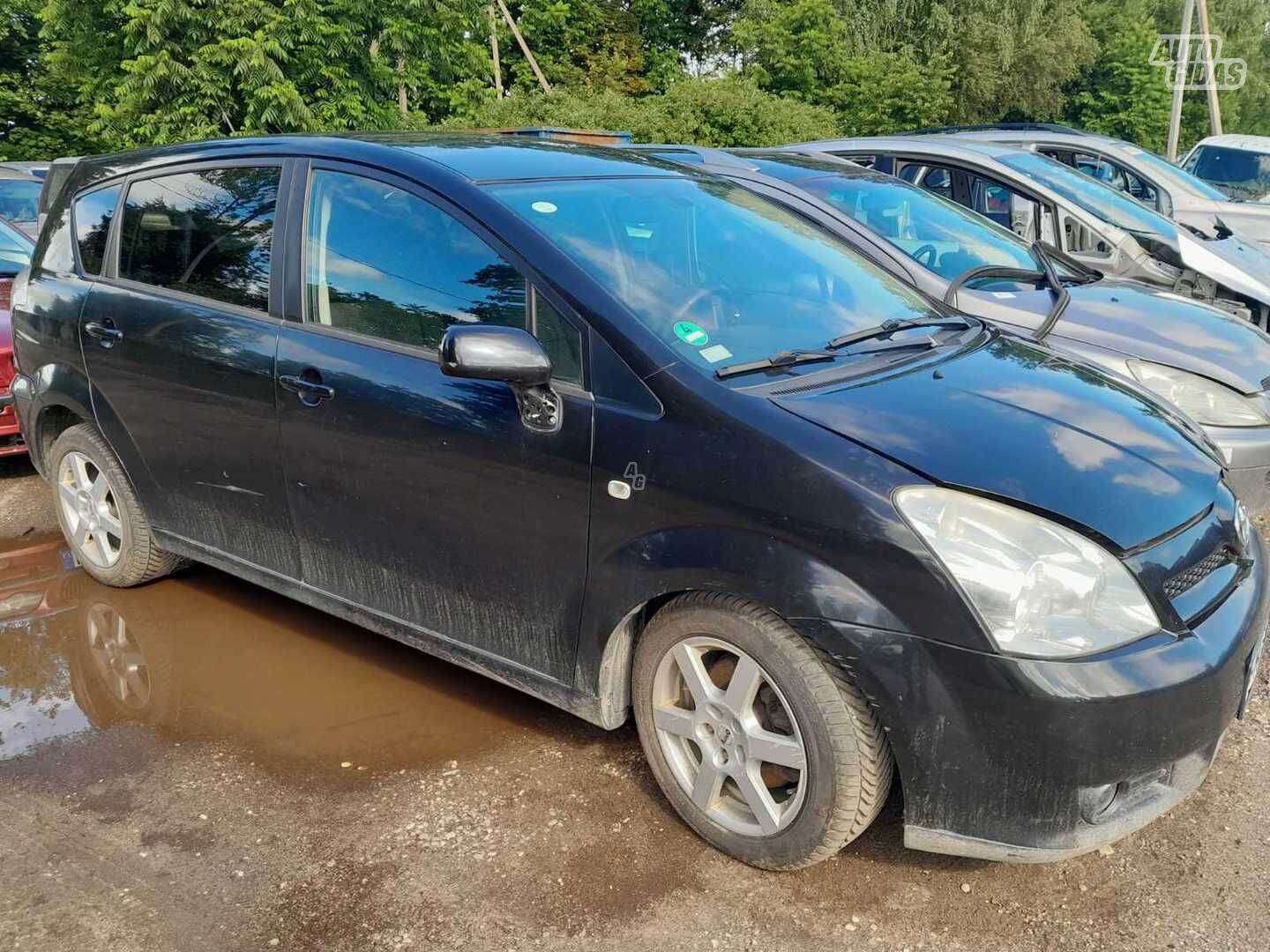 Toyota Corolla Verso 2005 m dalys