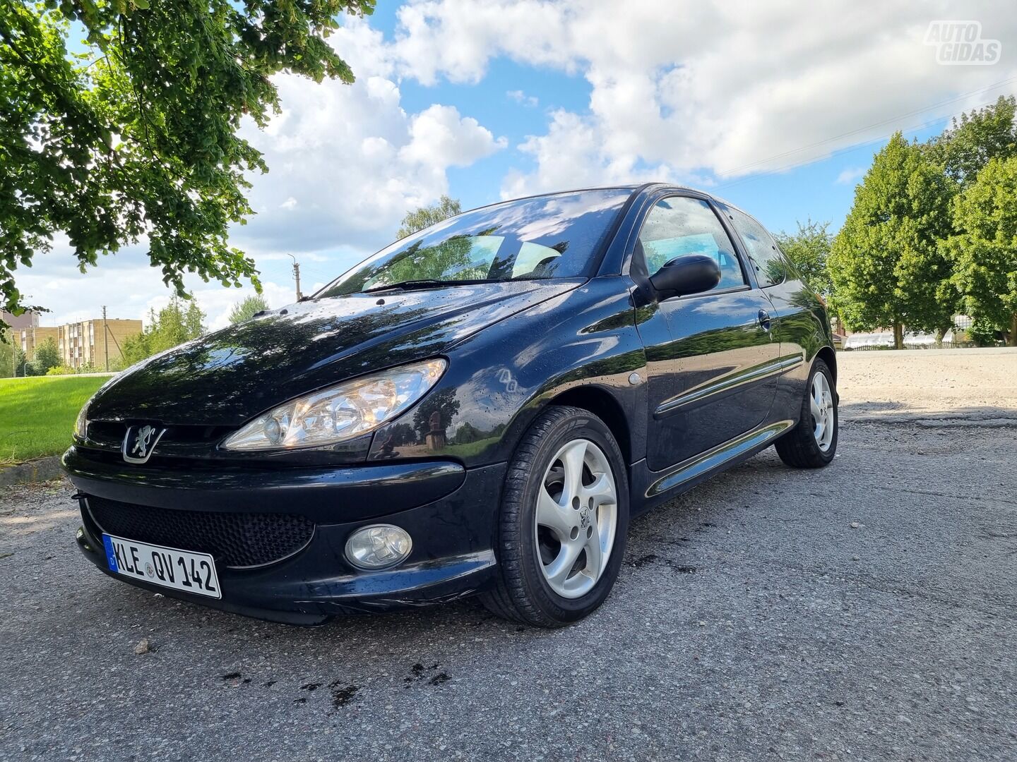 Peugeot 206 2005 г Купе