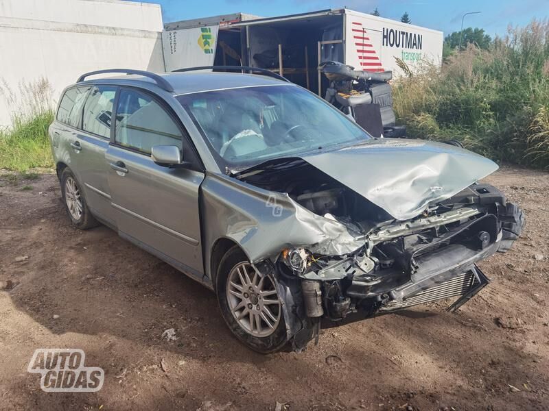 Volvo V50 2006 y parts