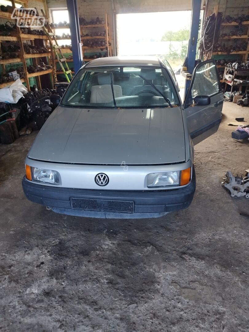 Volkswagen Passat 1990 y parts