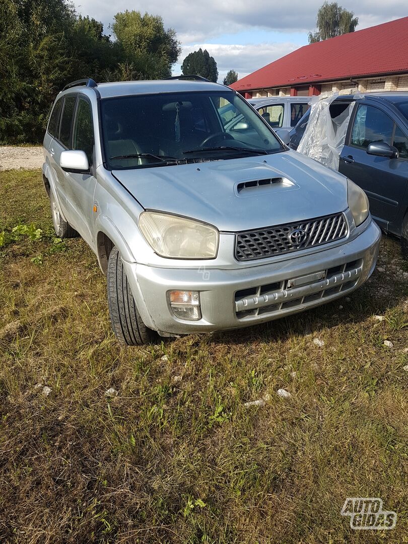 Toyota Rav4 II 2002 y parts