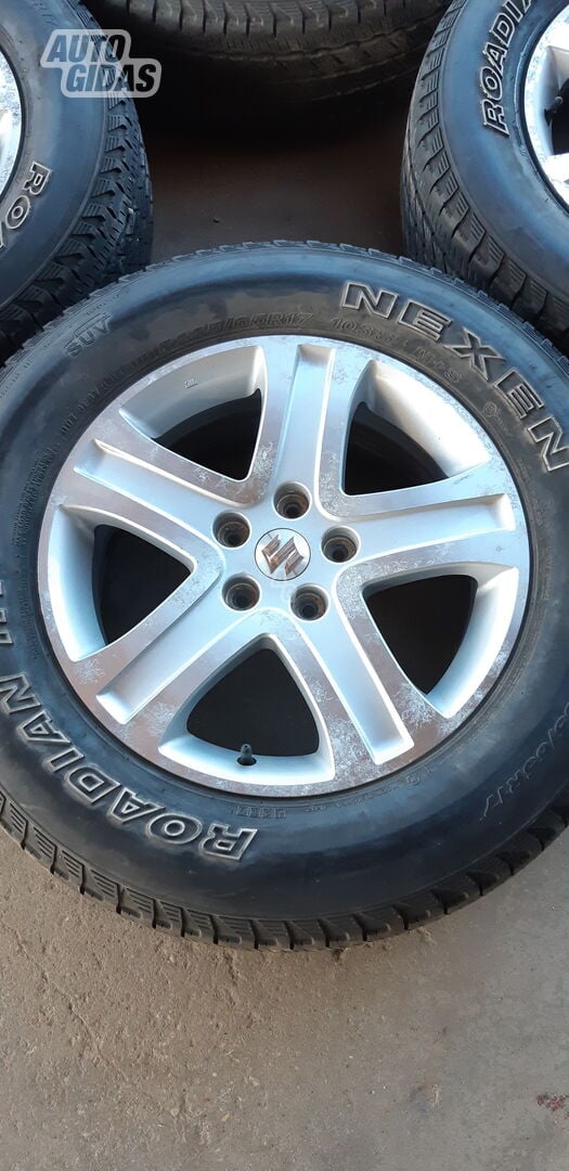 Suzuki R17 light alloy rims