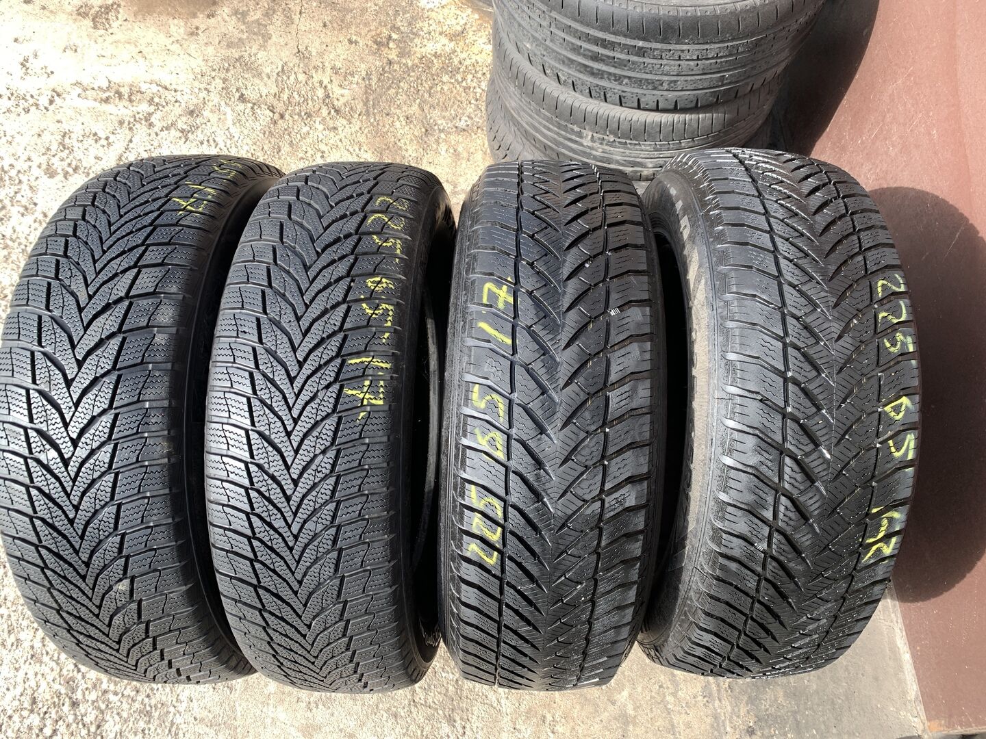 Goodyear NEXEN, FALKEN R17 universal tyres passanger car