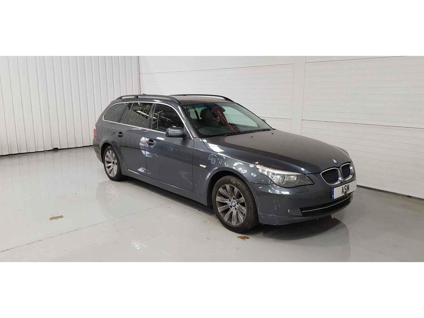 Bmw 520 2009 m dalys