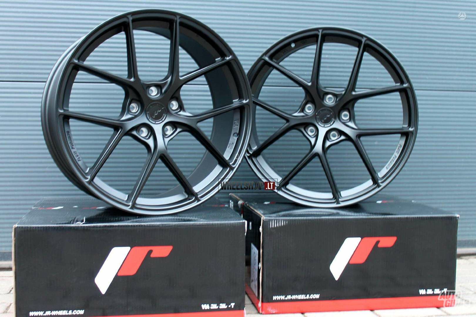 SL01 Black Matt FlowForming rims