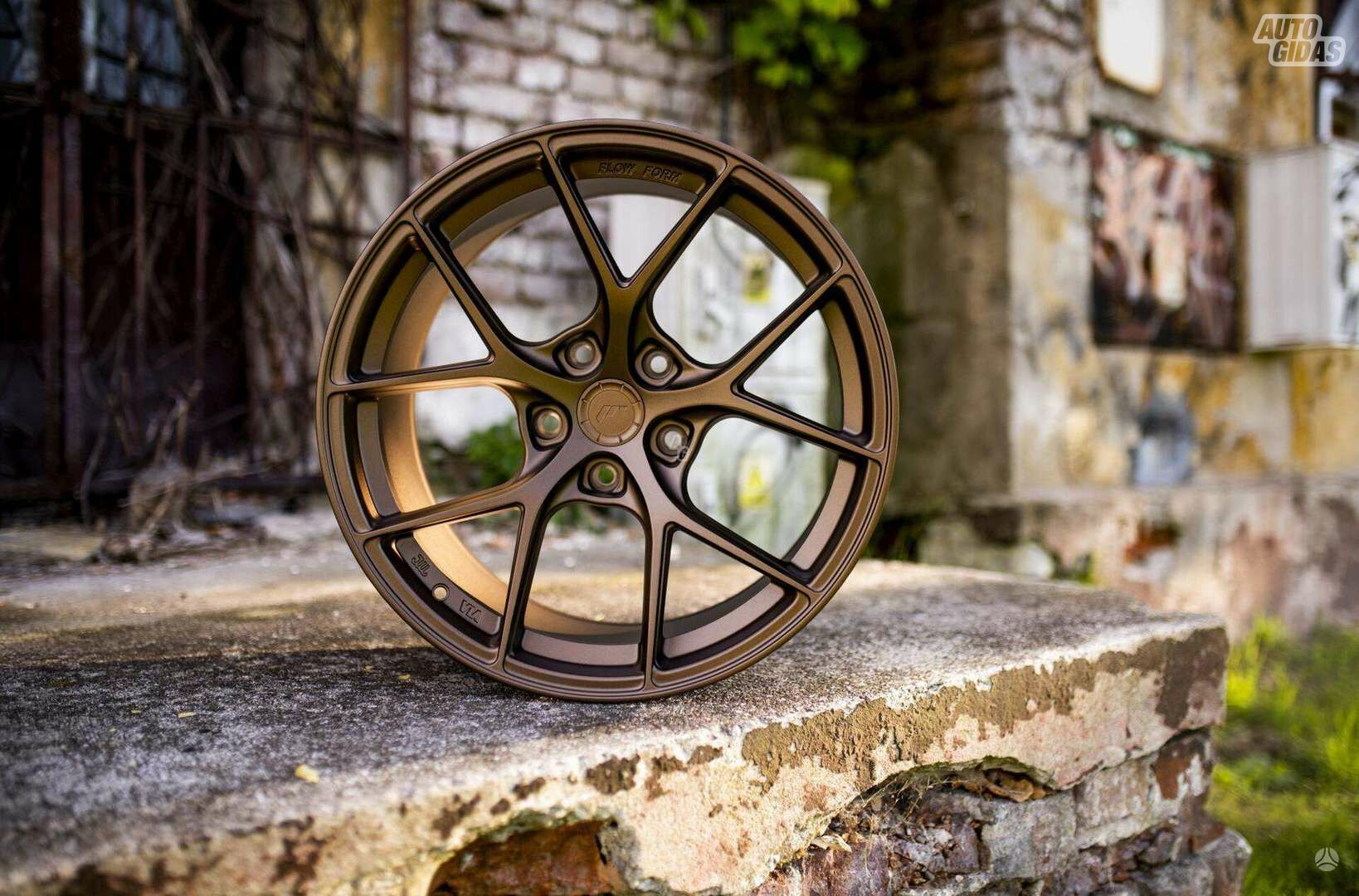 SL01 Matt Bronze FlowForm rims