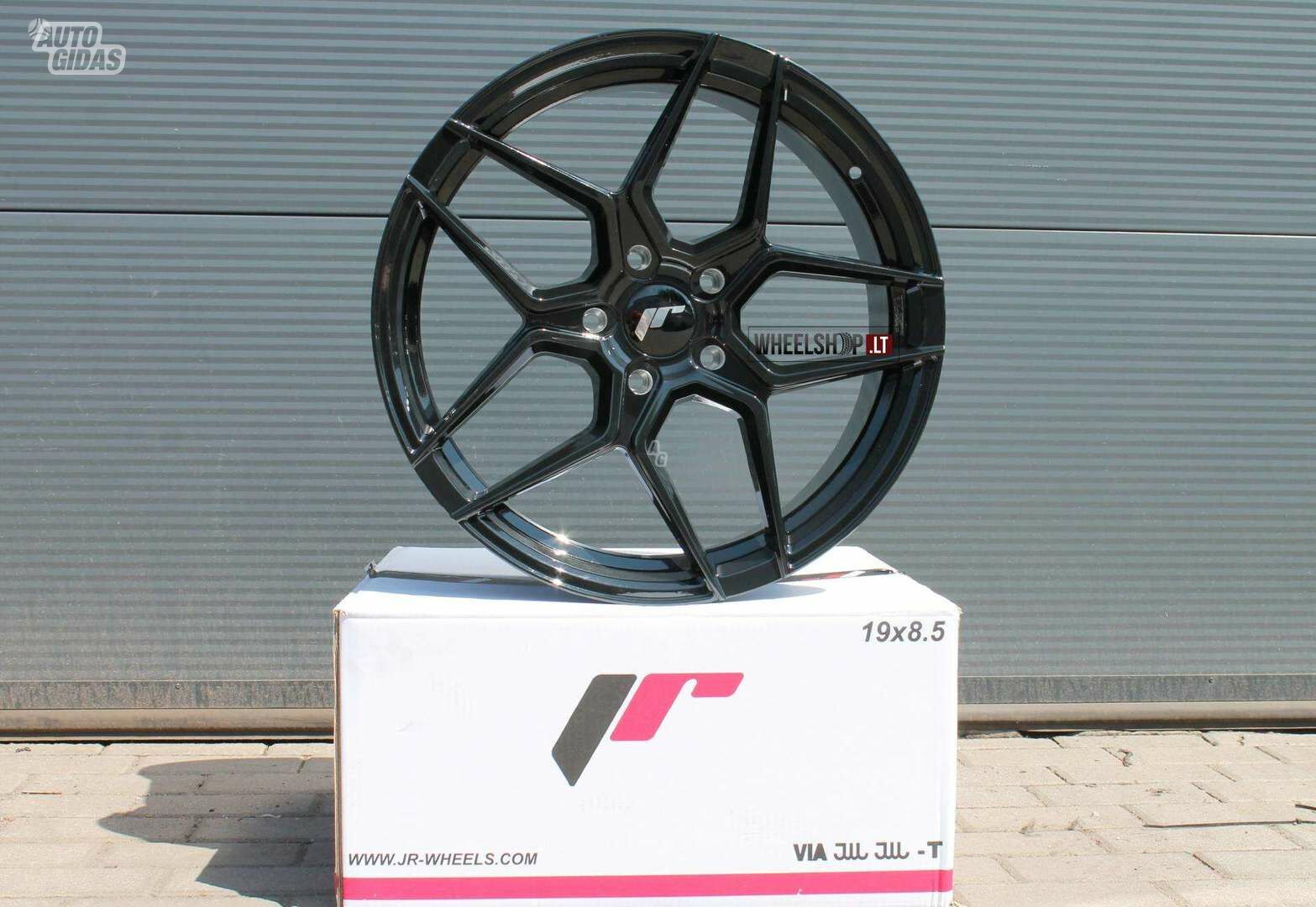 JR34 Gloss Black rims