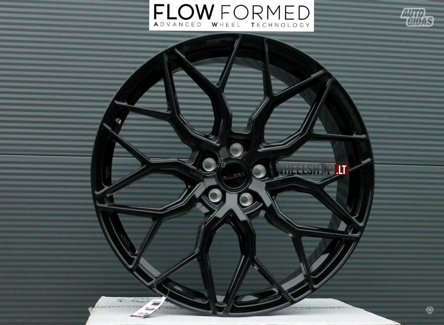 RF108 Gloss Black Flow Formed ratlankiai