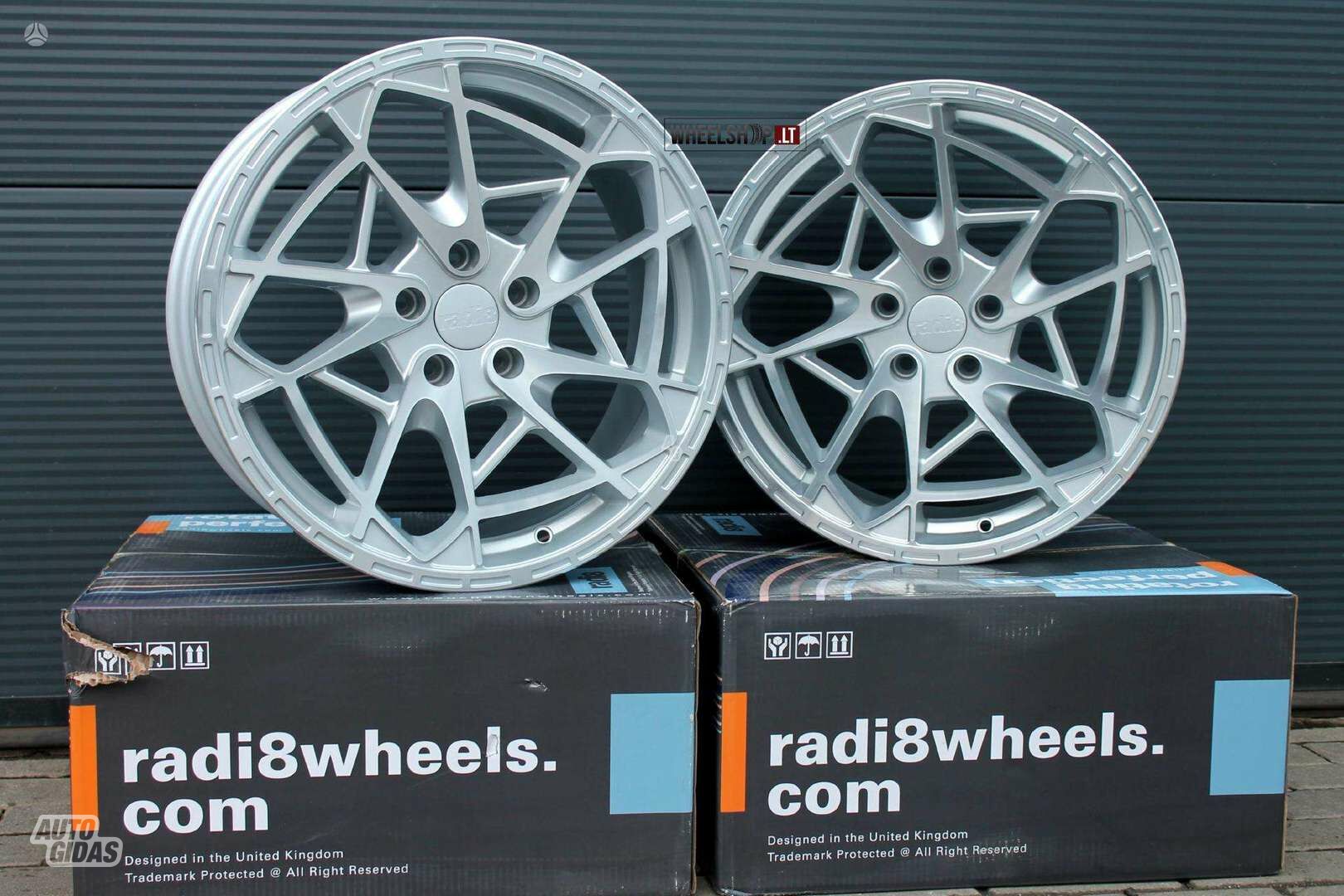 R8HS9 Silver Machined rims