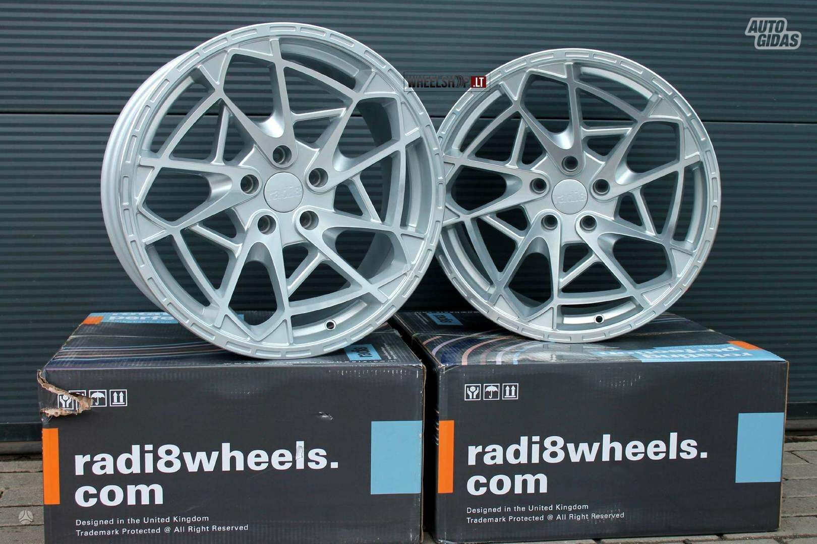 R8HS9 Silver Machined rims