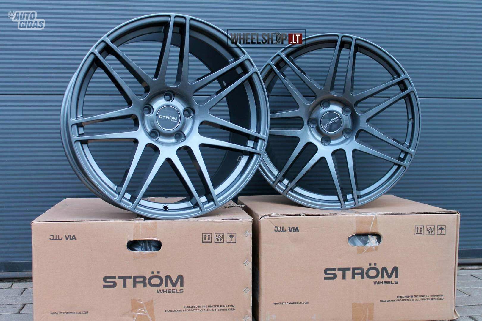 STR3 Gloss Gunmetal rims