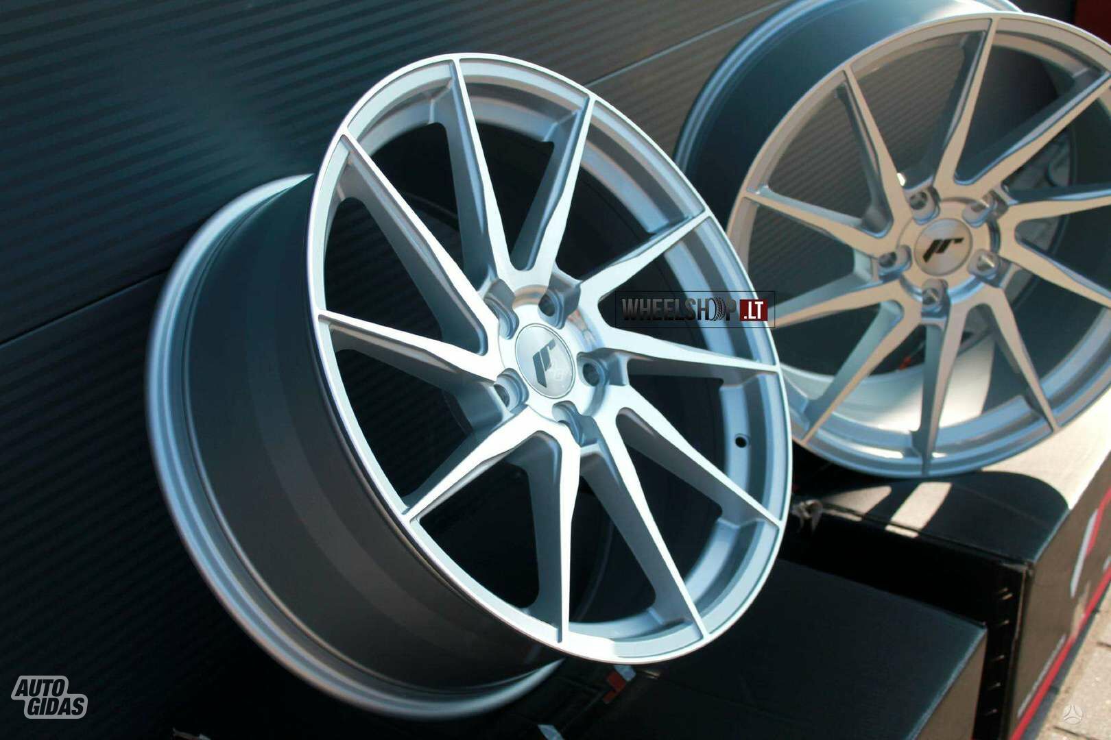 JR36 Silver rims