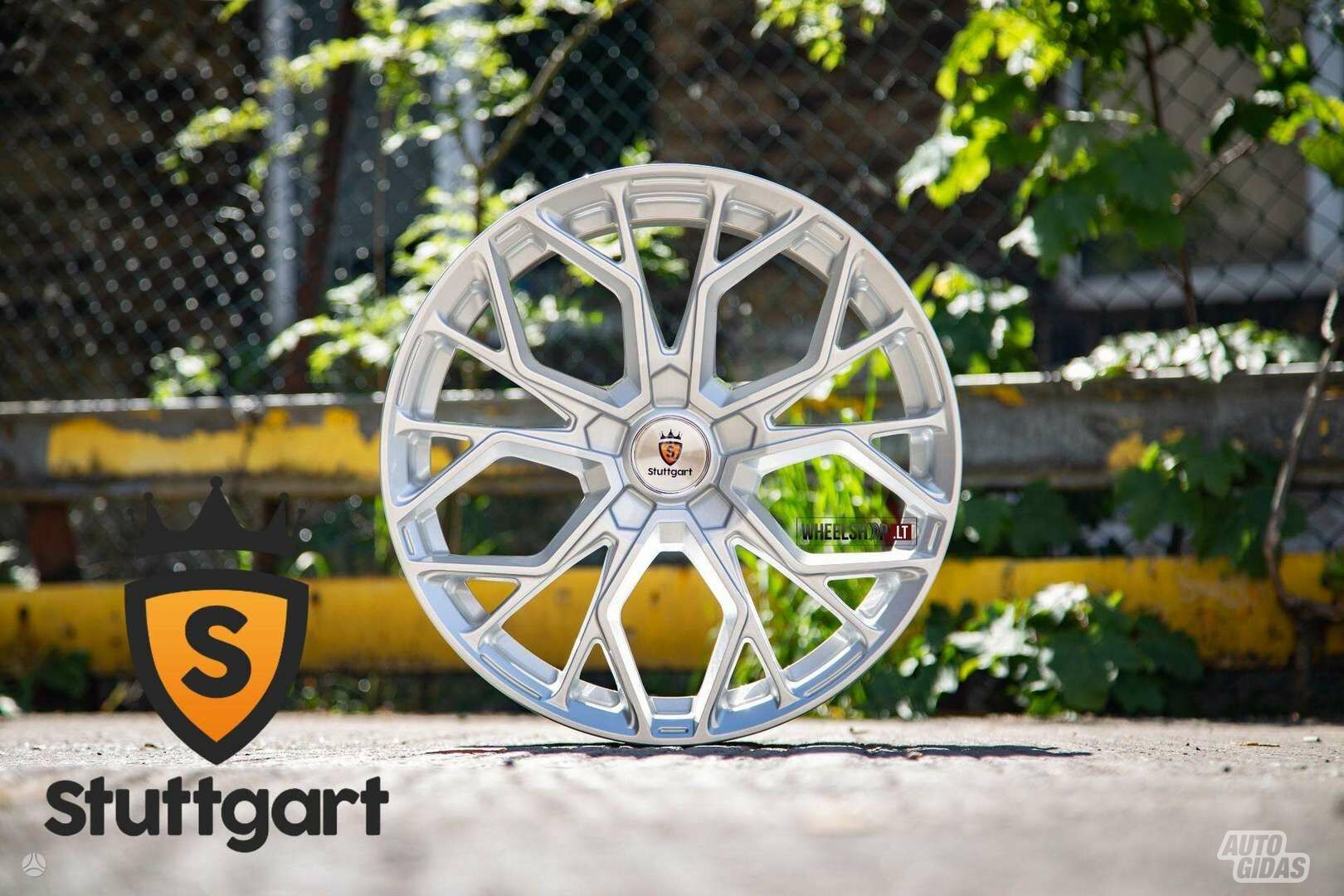 STUTTGART SF12 Silver FlowF Formed lengvojo lydinio R18 ratlankiai