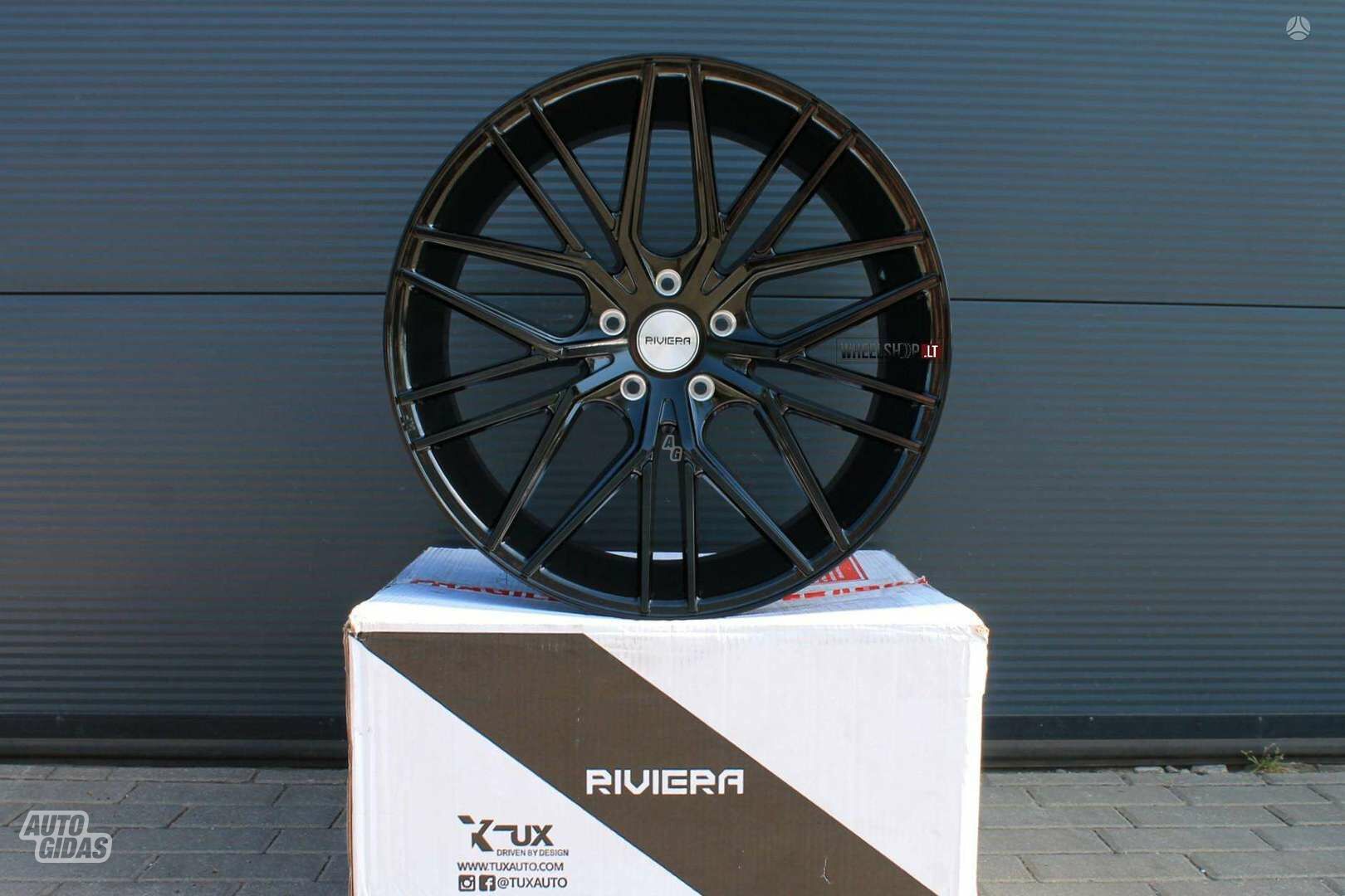 RV130 Gloss Black rims