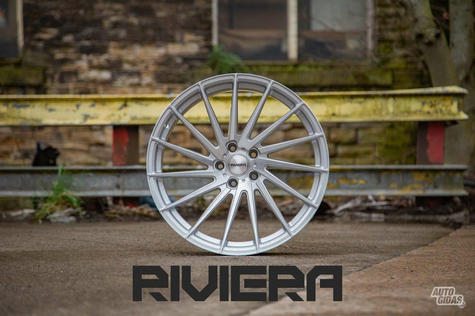 RV199 Silver Brushed rims