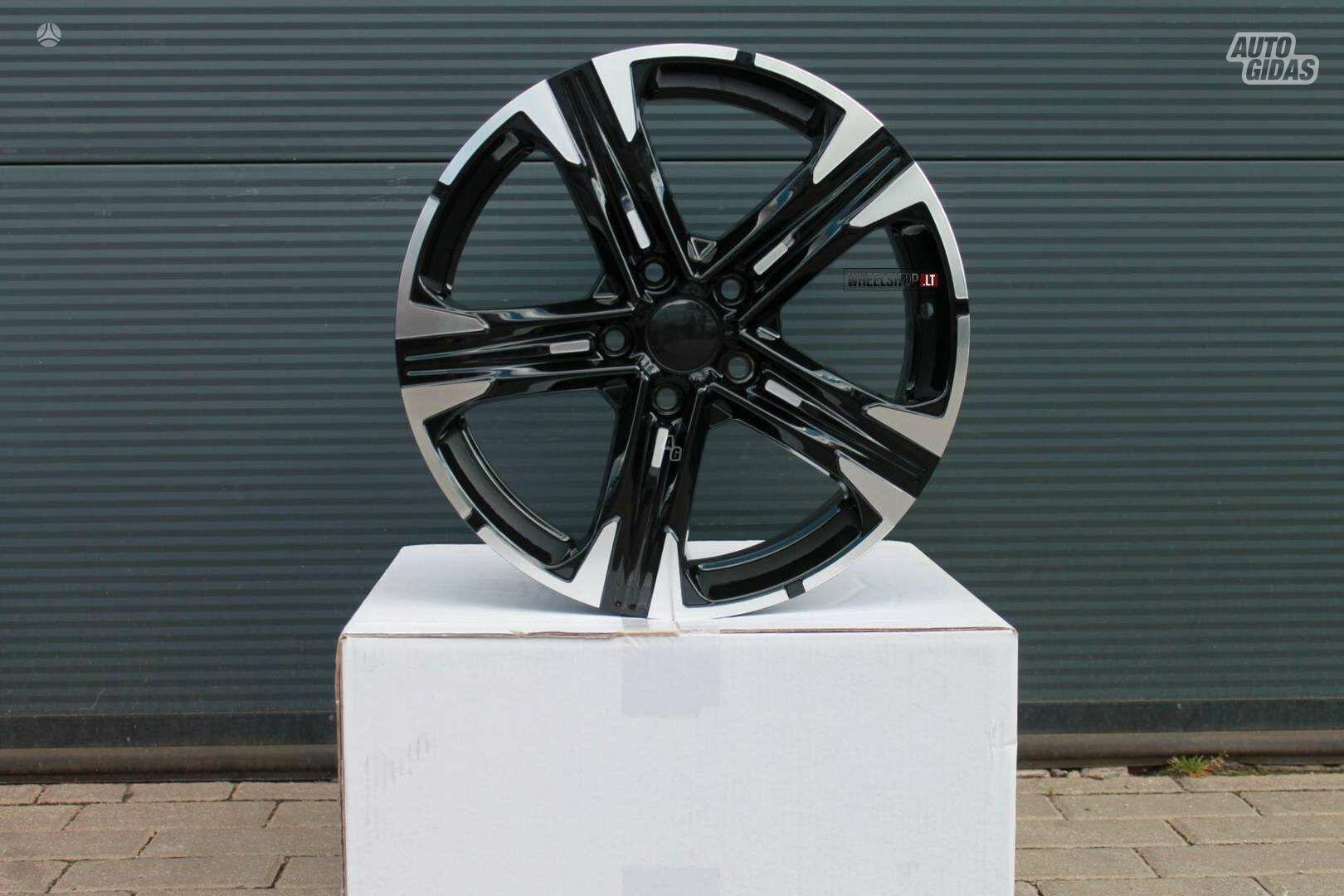 VX240 Black Polished rims