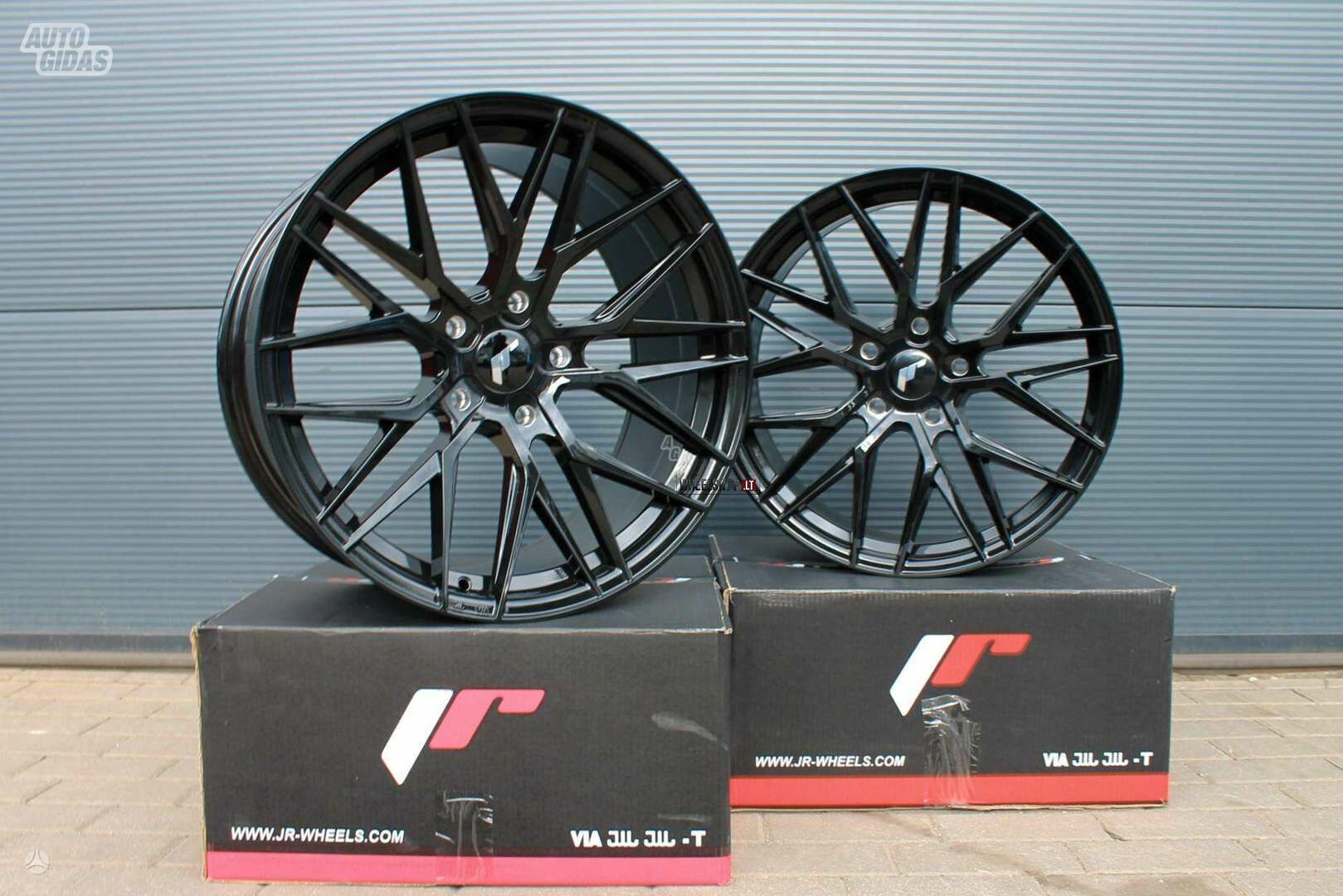 JR28 Glossy Black rims