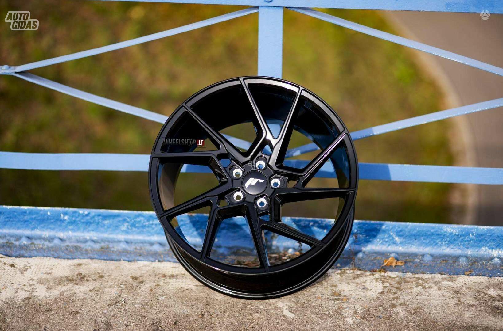 JR33 Glossy Black rims