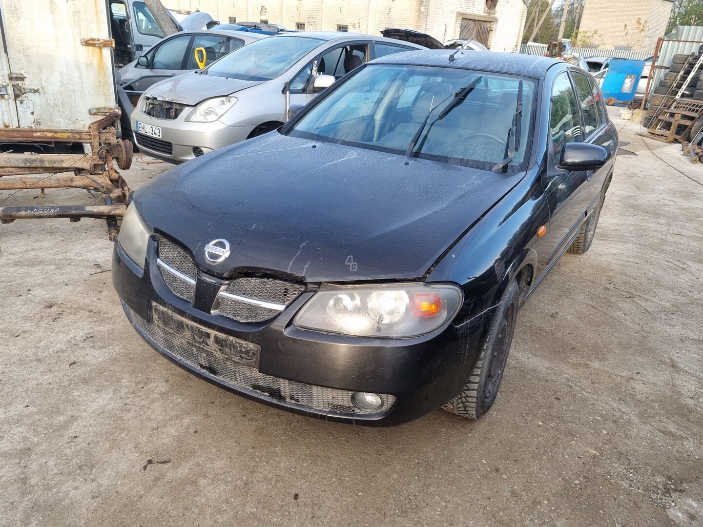 Nissan Almera 2005 m dalys