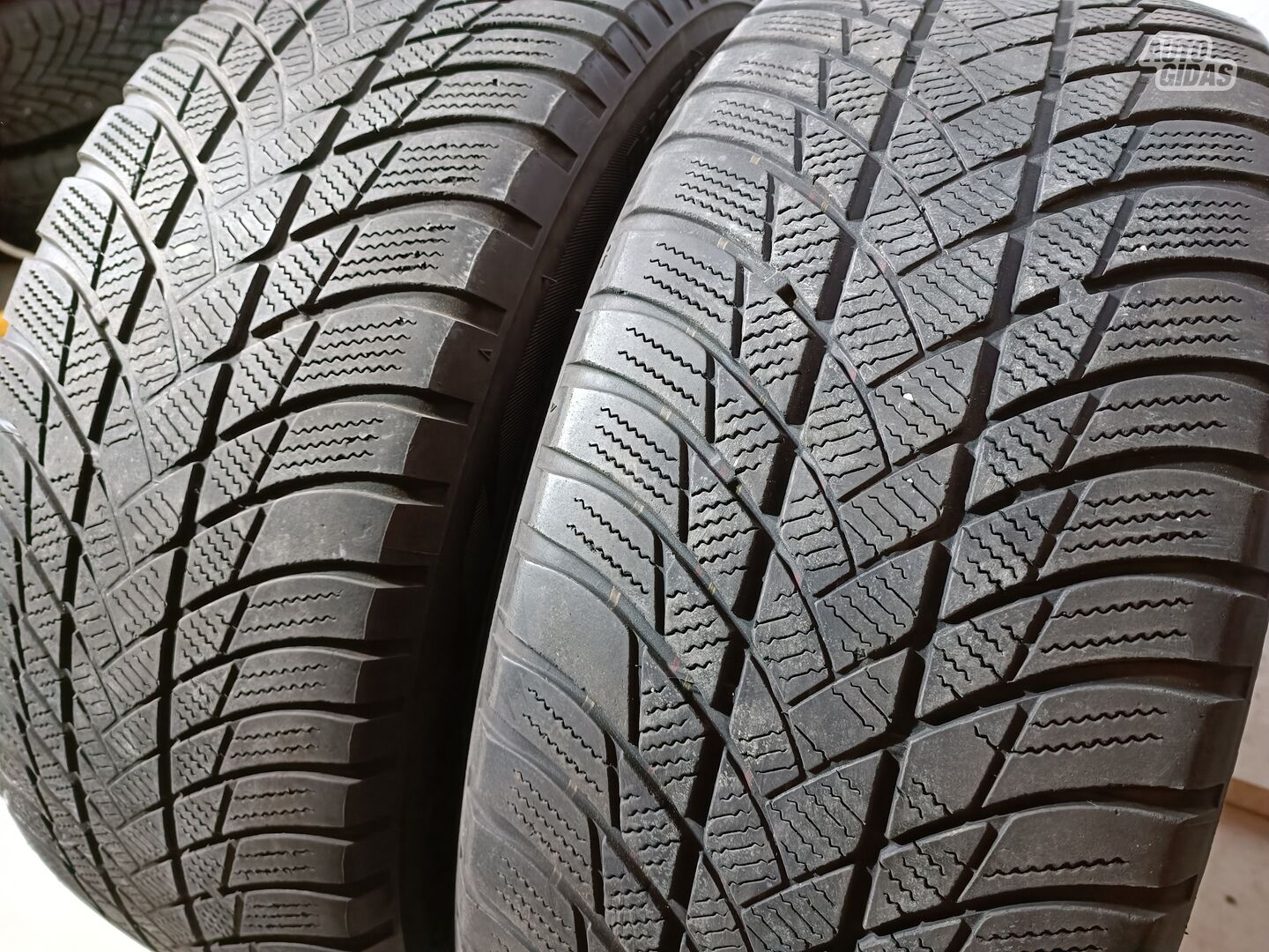 Bridgestone 4mm, 2020m R18 зимние шины для автомобилей