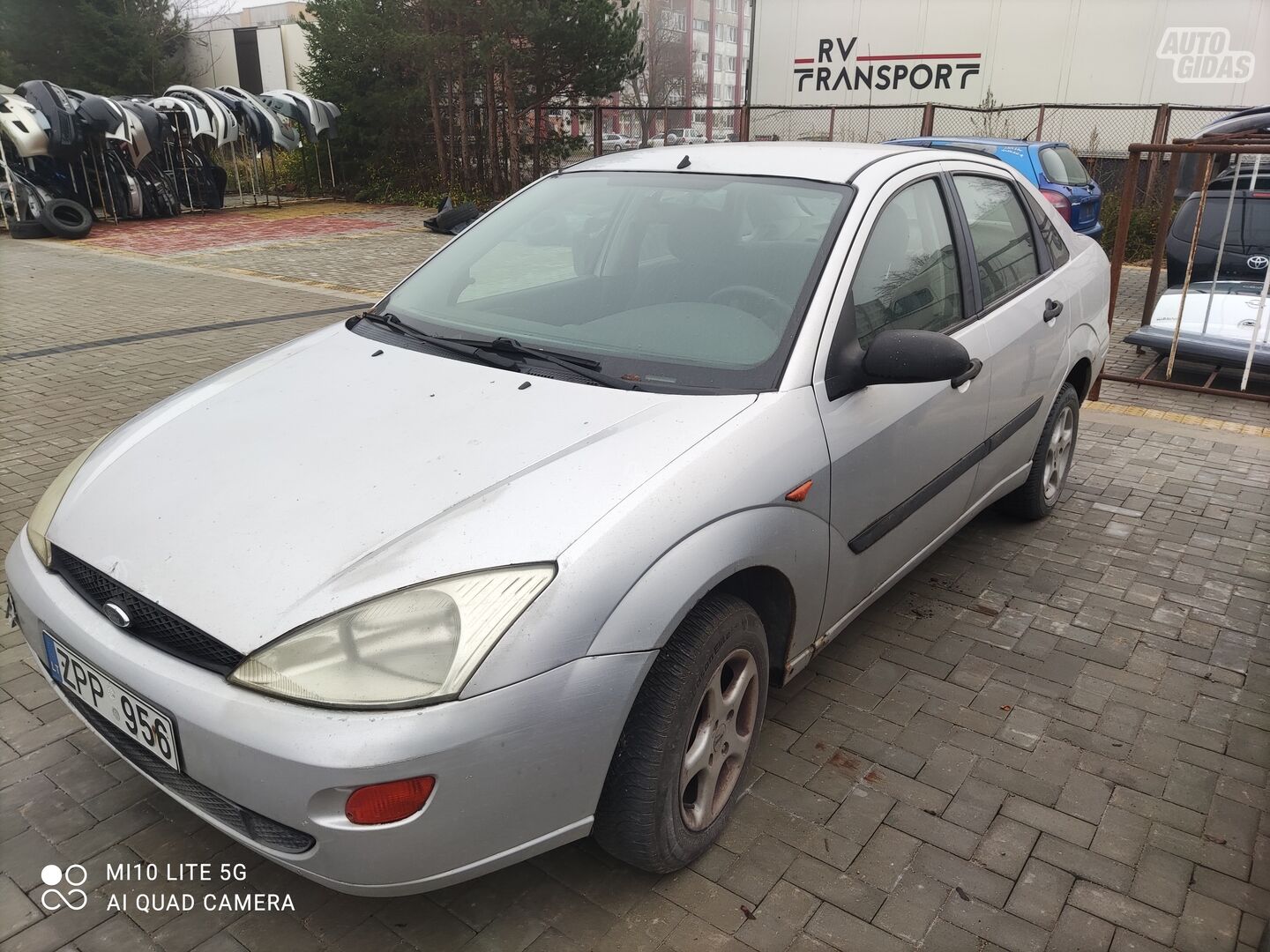 Ford Focus 2000 m dalys