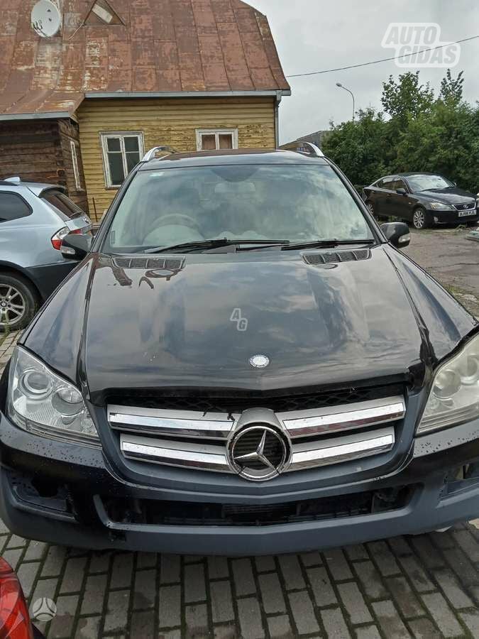 Mercedes-Benz GL 320 2007 y Off-road / Crossover