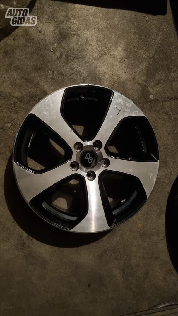 Volkswagen Golf R18 light alloy rims