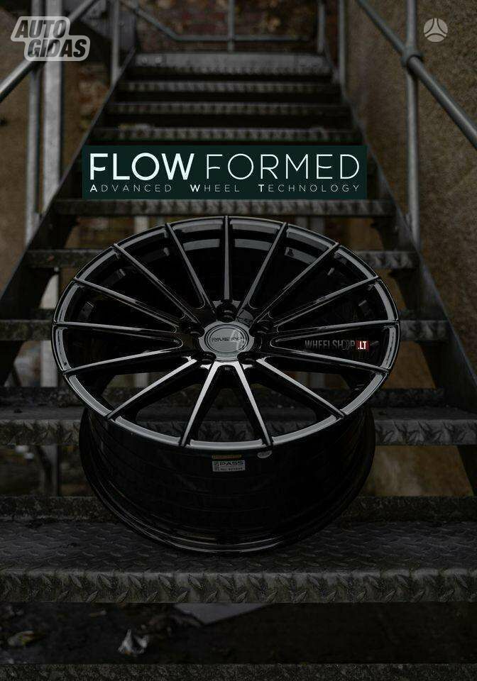 RF105 Gloss Black Flow Forming rims