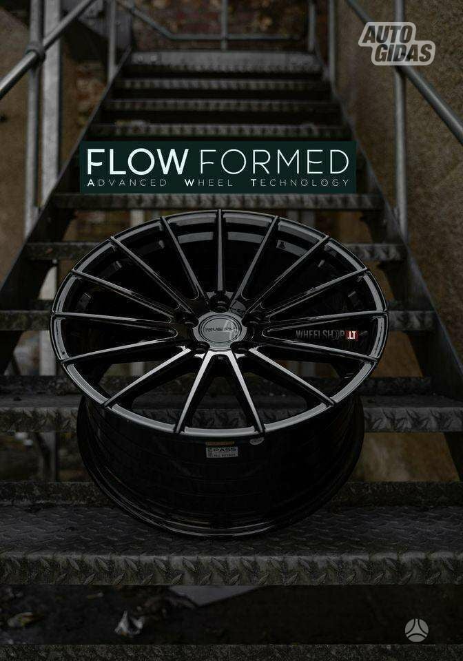 RF105 Gloss Black Flow Forming rims