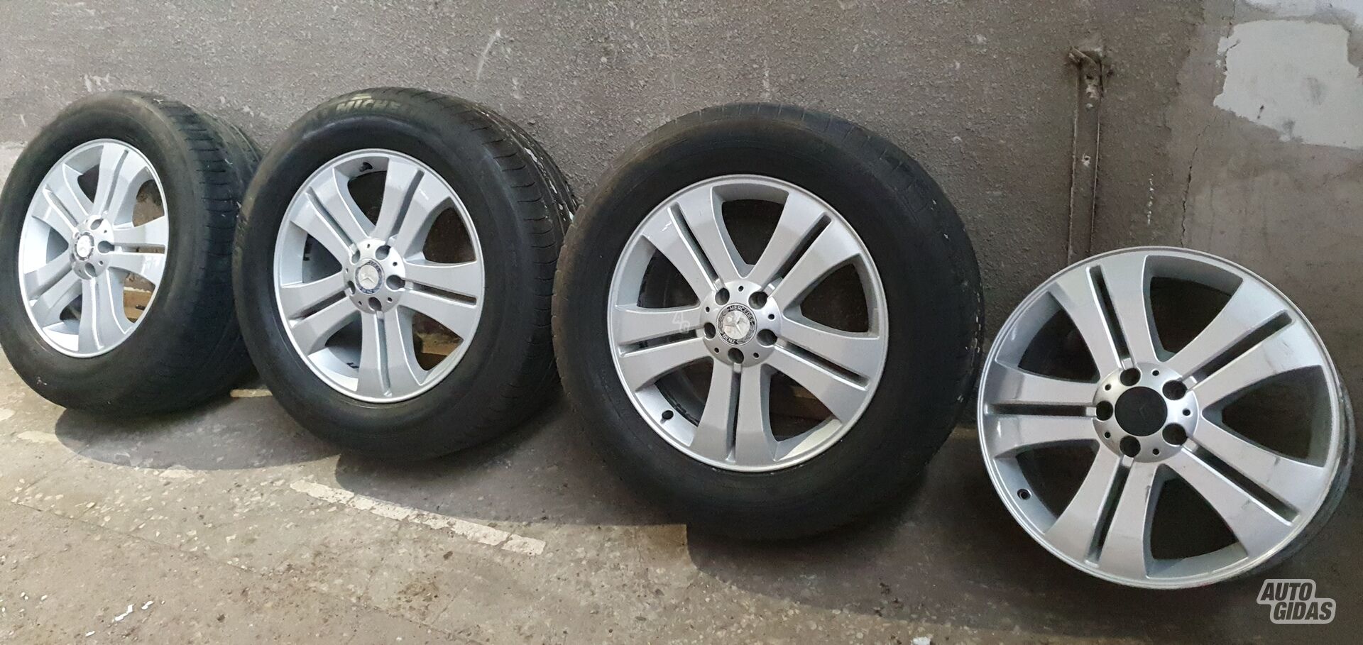 Mercedes-Benz GL Klasė R19 light alloy rims