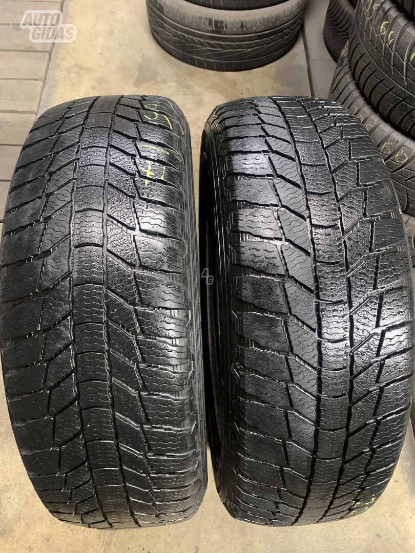 Goodyear GENERAL,HANKOOK R17 universalios padangos lengviesiems