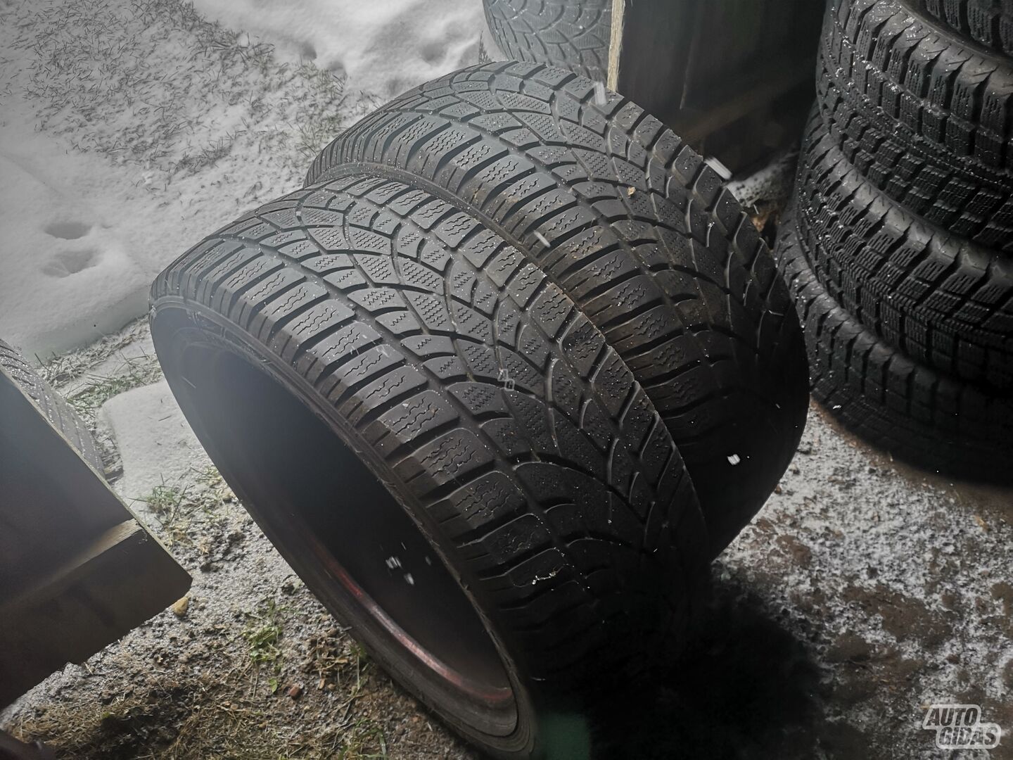 Dunlop Winter sport R17 зимние шины для автомобилей