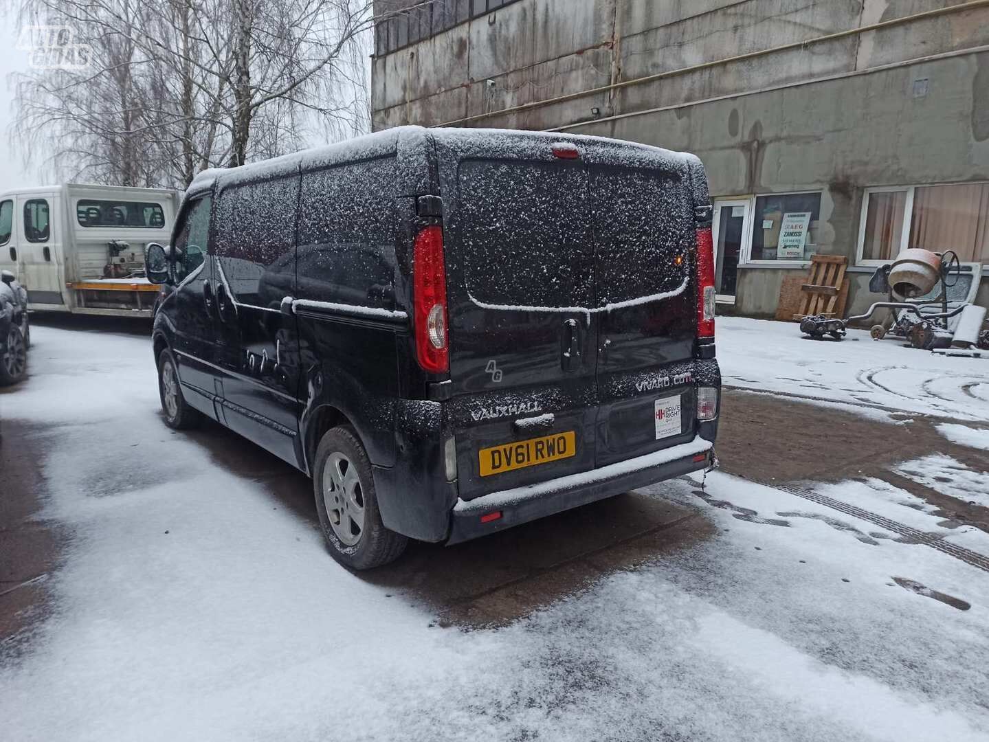 Opel Vivaro 2012 г запчясти