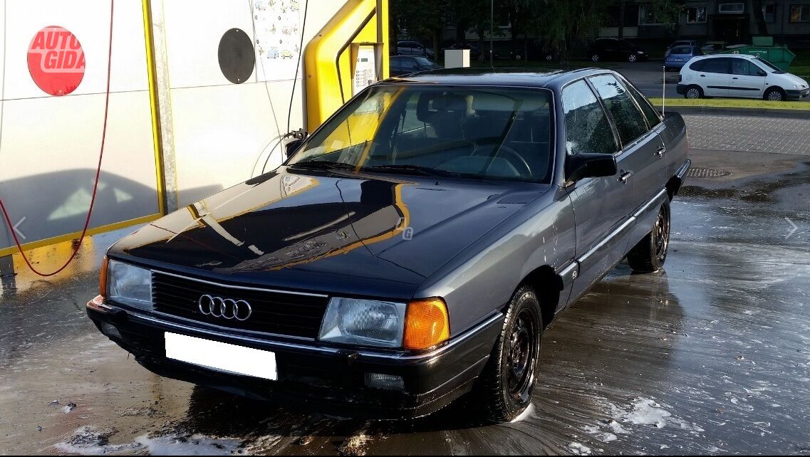 Audi 100 C3 1986 y parts