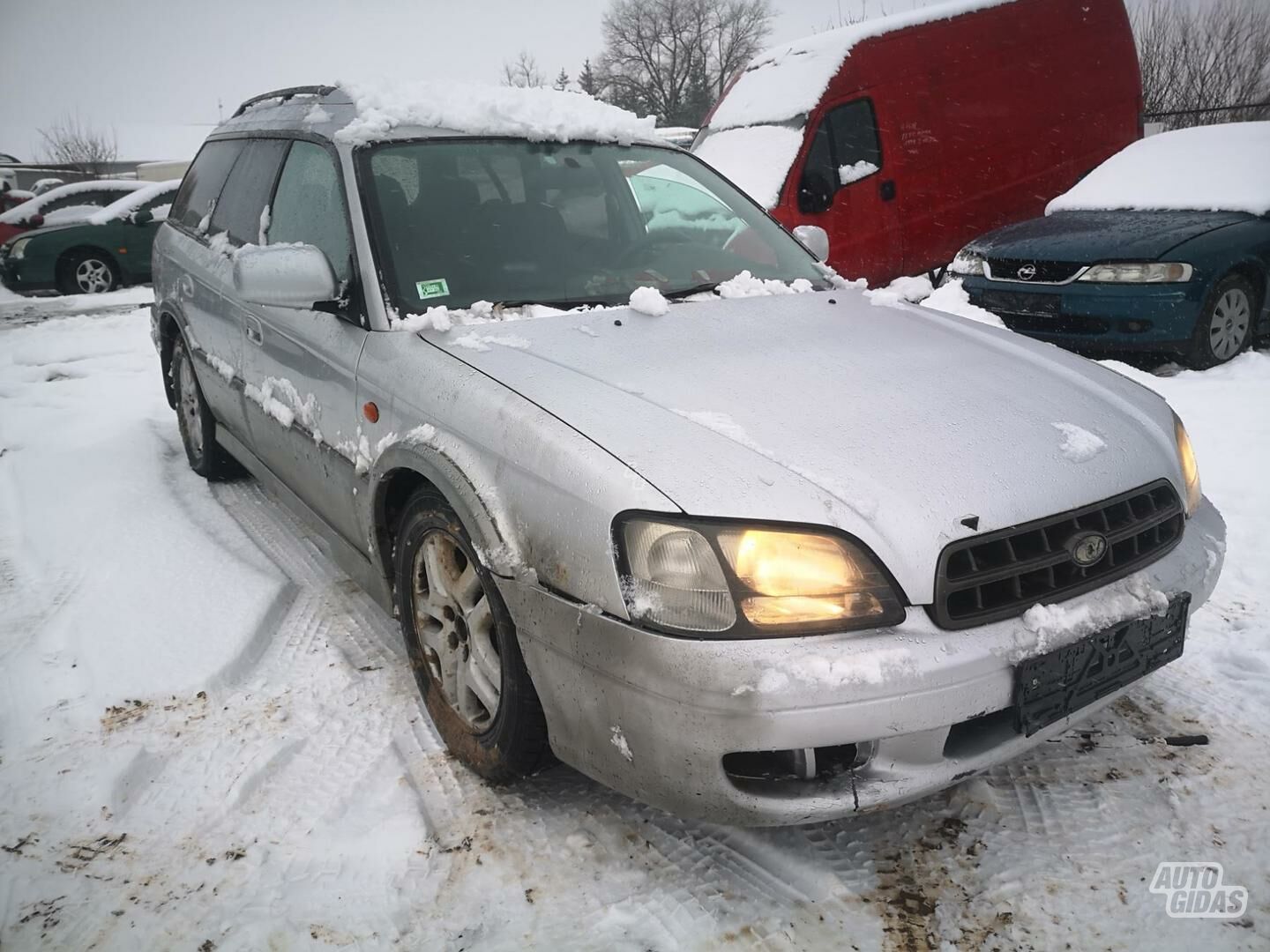 Subaru Outback 2002 y parts