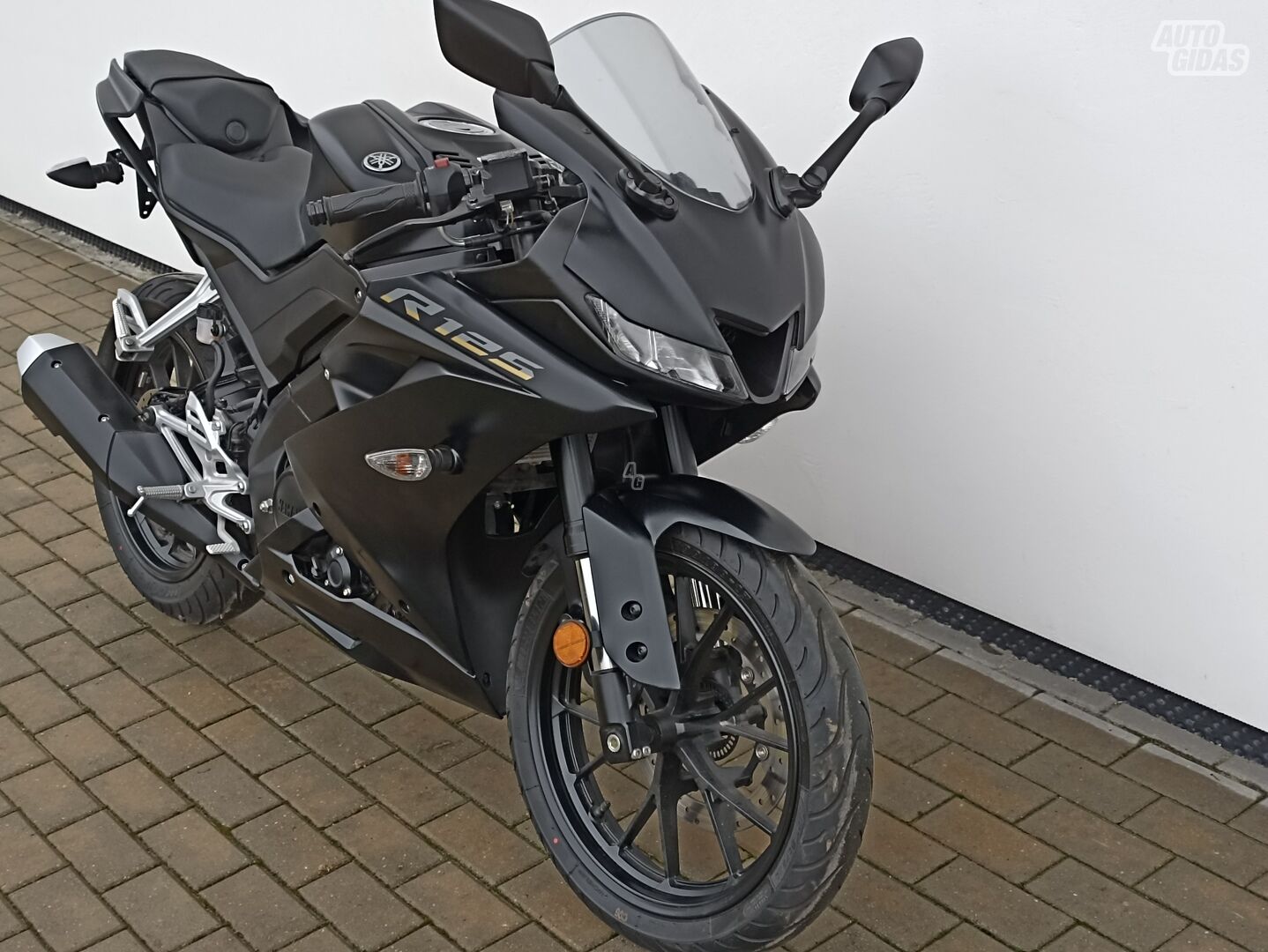 Yamaha YZF 2022 y Sport / Superbike motorcycle