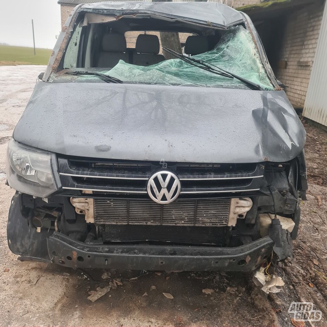 Volkswagen Transporter 2011 y parts