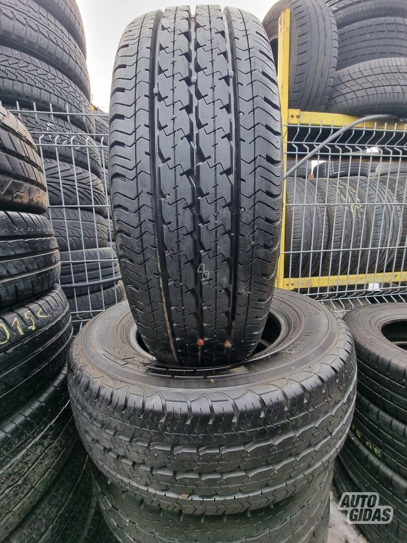 Pirelli Chrono R15C summer tyres minivans