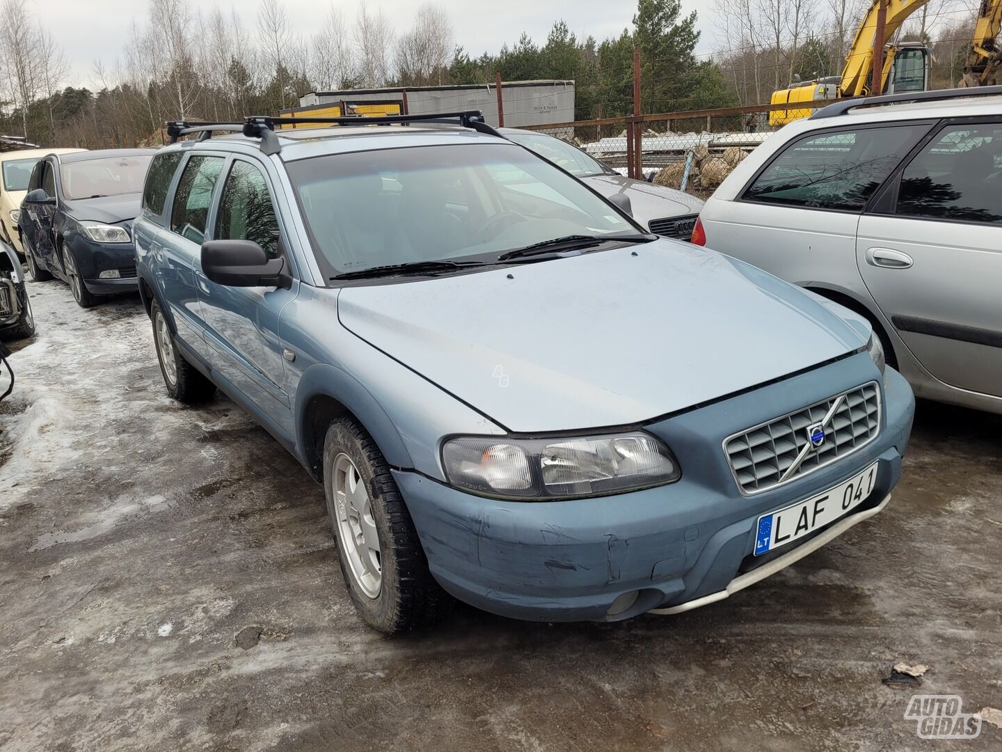 Volvo Xc70 2003 m dalys