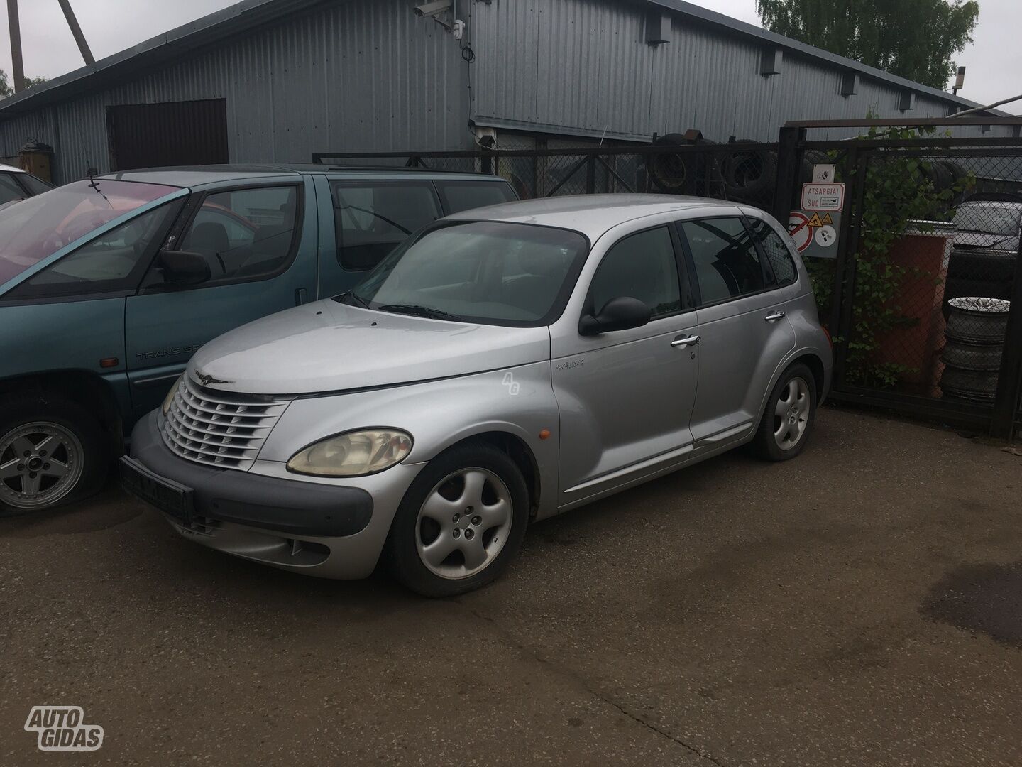 Chrysler Pt Cruiser 2002 m dalys