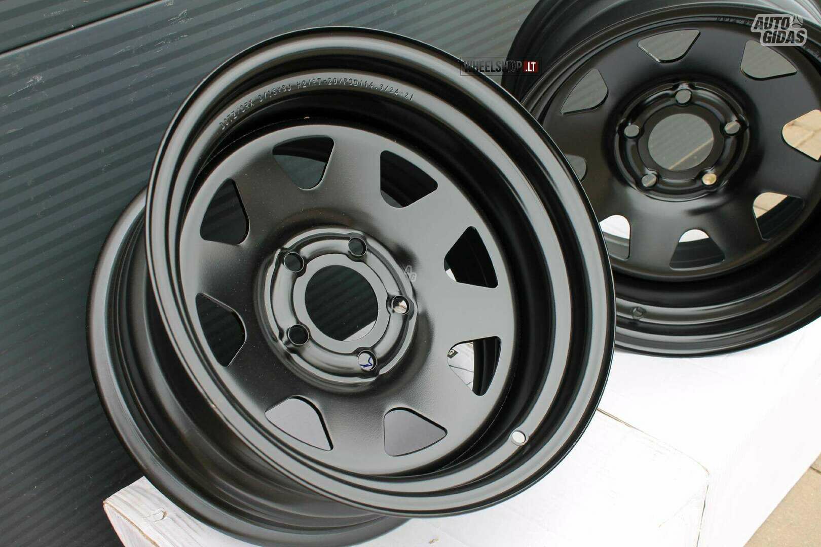 4x4 Dakar Matt Black rims