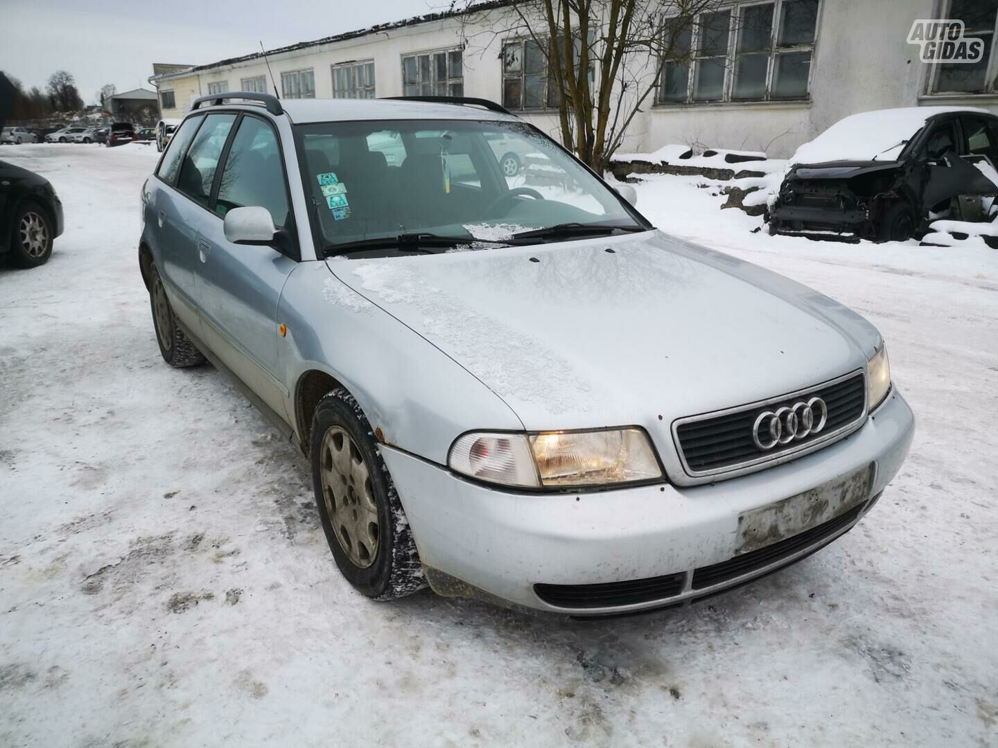 Audi A4 1997 г запчясти