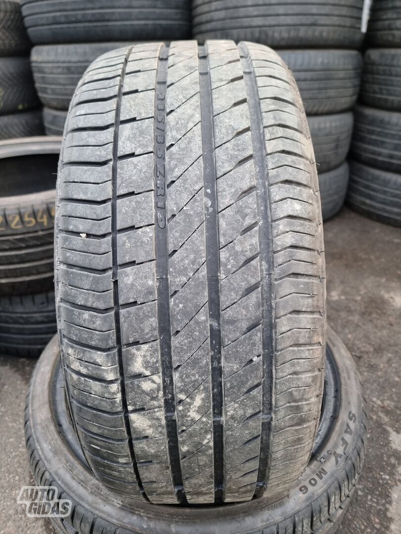 Minnell safyro m06 R19 summer tyres passanger car