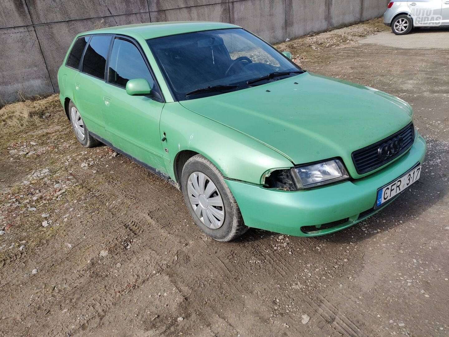 Audi A4 1998 г запчясти