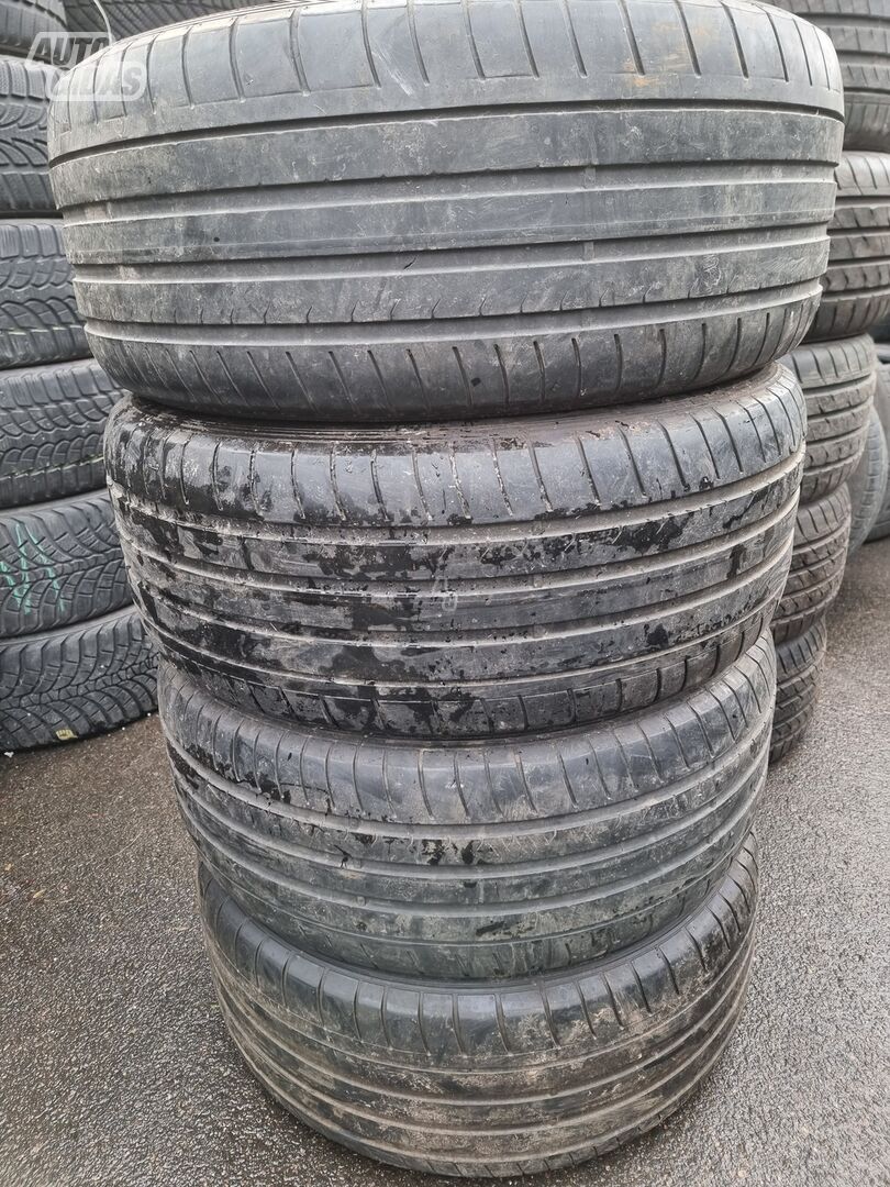 Dunlop Sp sport maxx gt R18 summer tyres passanger car