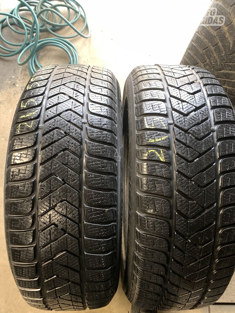 Continental WINTER CONTACT R18 universal tyres passanger car