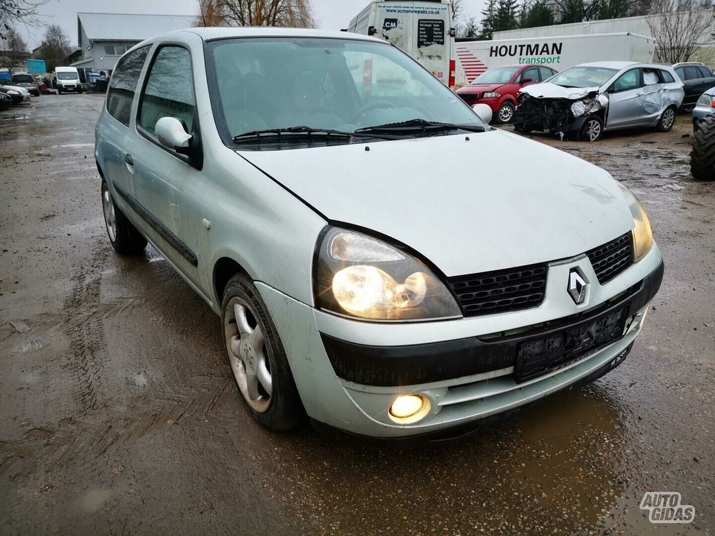 Renault Clio 2002 y parts